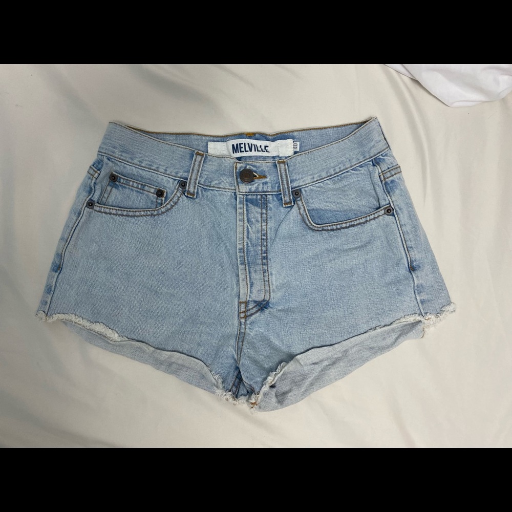 Brandy Melville - Cute Denim shorts - size small